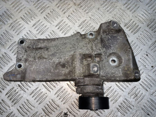 кронштейн генератора Volkswagen Polo 4 поколение 2003, 1.4 л., i, BBZ, бензин, МКПП, передний привод, 036145169G