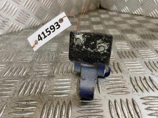 петля крышки багажника Volkswagen Passat B4 1995, универсал, 333827301