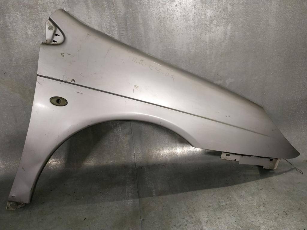 крыло переднее правое Citroen C5 1 поколение 2002 - фото №1