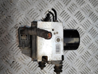 блок ABS Volkswagen Passat B6 2009, 2.0 л., TDi, CBAA, дизель, 6МКПП, серебристый, седан, передний привод, правый руль, 3C0614109AF