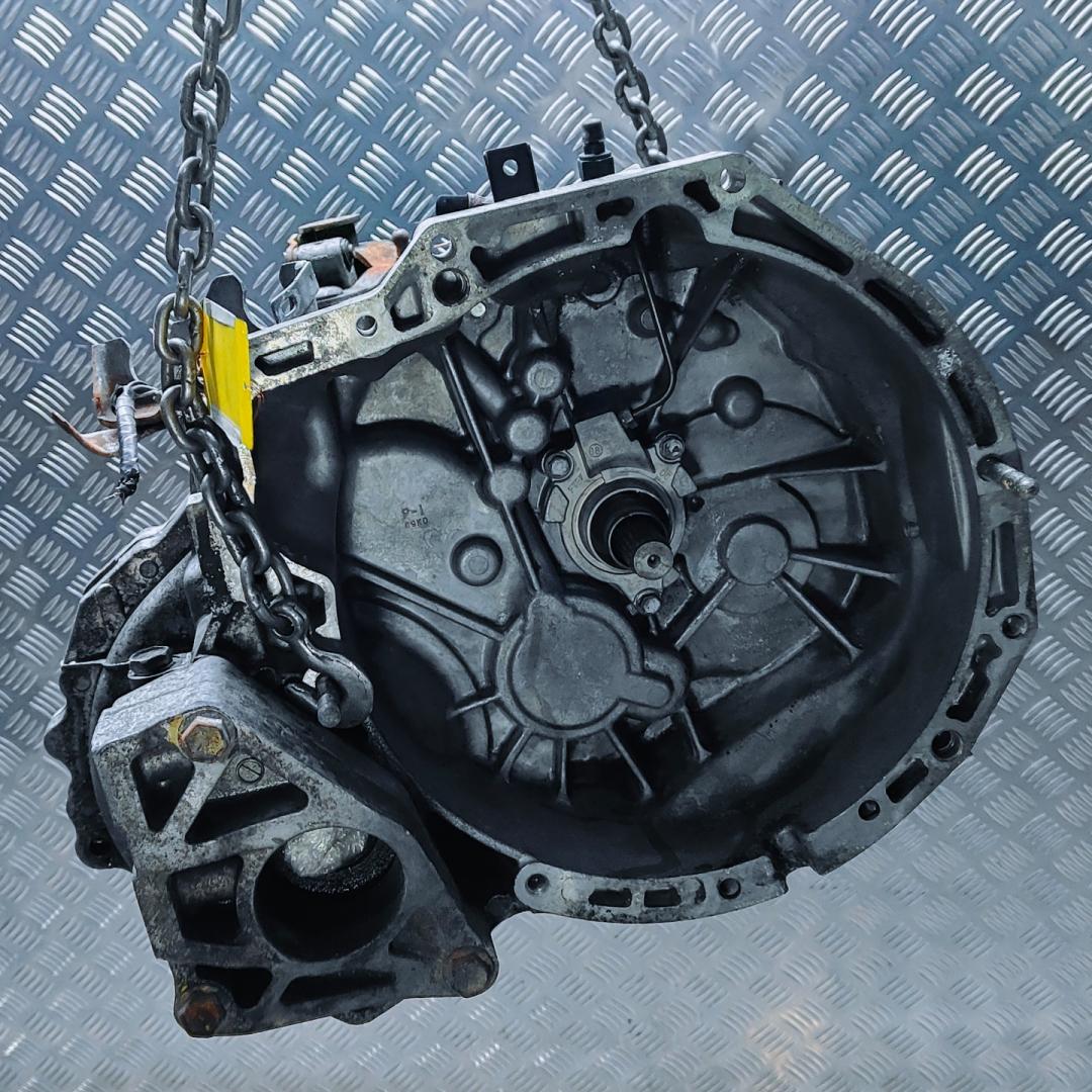 КПП механическая (МКПП) Suzuki SX4 1 поколение 2009, 1.6 л., HDi, 9HX, дизель, 5МКПП, передний привод, 69K1 - фото №1