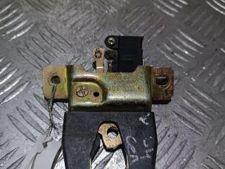 замок багажника Volkswagen Passat B4 1995, седан, 3A5827503