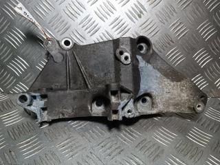 кронштейн (крепление) Renault Megane 2 поколение 2004, 1.9 л., DCi, дизель, 8200100148