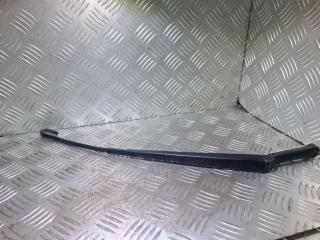 щеткодержатель (поводок стеклоочистителя, дворник) Audi A4 B5 1999, 8D1955408D