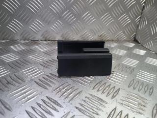 заглушка заднего бампера под крюк Land Rover Discovery 5 поколение 2018, 3.0 л., 306DT, дизель, АКПП, фиолетовый, полный привод, правый руль, HY3266410BB