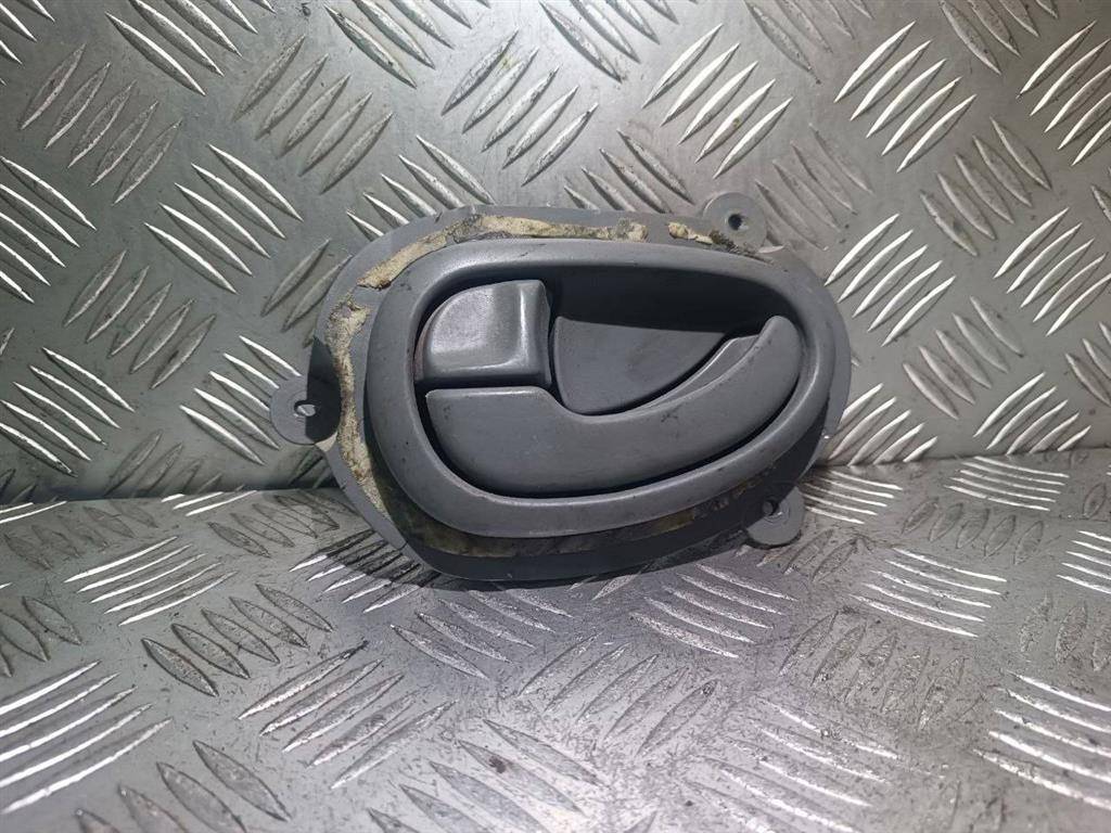 ручка внутренняя передняя правая Peugeot 406 1 поколение 1999, 9616307577 - фото №1