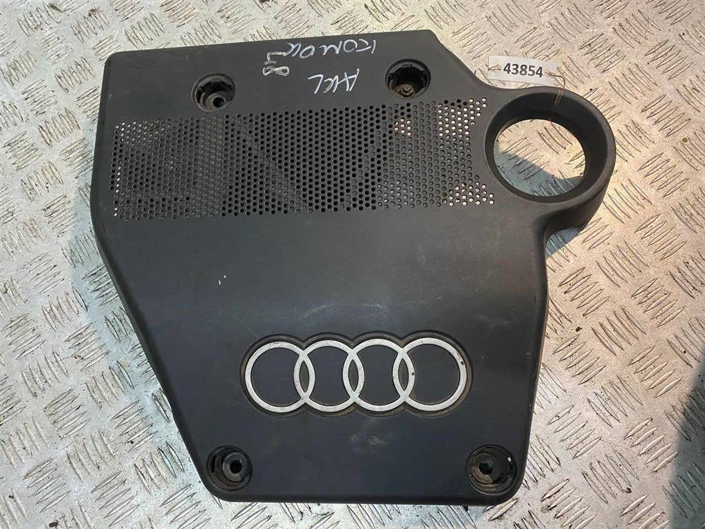 декоративная крышка двигателя Audi A3 8L 1997, 06A103925N - фото №1