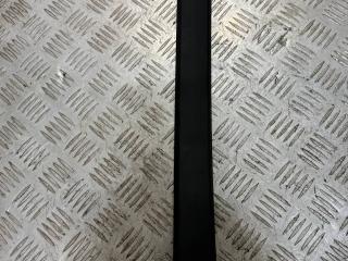 молдинг двери задней левой BMW 5 серия E39 1997, универсал, 8189279