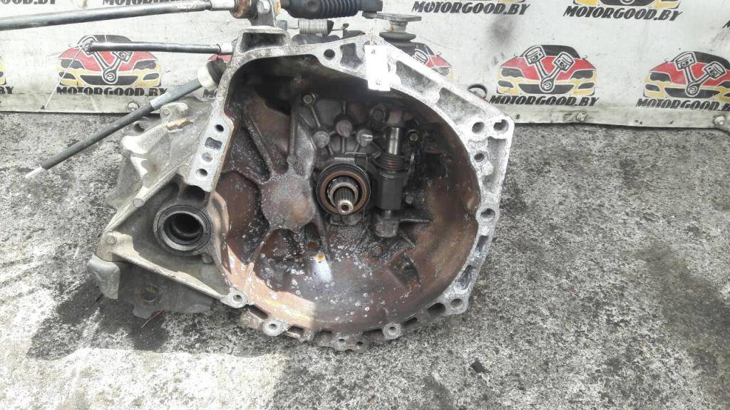 КПП механическая (МКПП) Toyota Aygo 1 поколение 2006, 1.0 л., i, бензин, МКПП, 20TT01 - фото №1