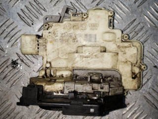 замок двери задней левой Volkswagen Passat B6 2006, серебристый, седан, 3C2837015A