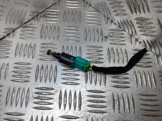 Датчик педали тормоза (лягушка) Citroen Berlingo 2 поколение (B9) 2012, 1.6 л., HDi, 9HN (DV6ETED), дизель, МКПП, белый, фургон, передний привод, правый руль, 9650688480