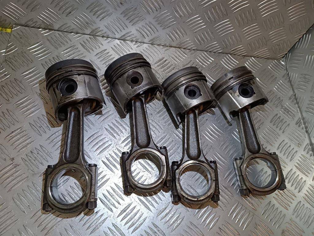 поршень Citroen Jumper 1 поколение 1998, 1.9 л., TDi, дизель - фото №1