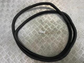 уплотнитель двери Volkswagen Touareg 1 поколение [рестайлинг] 2008, 3.0 л., TDi, BKS, дизель, АКПП, чёрный, внедорожник 5 дв., полный привод, правый руль, 7L0867367G