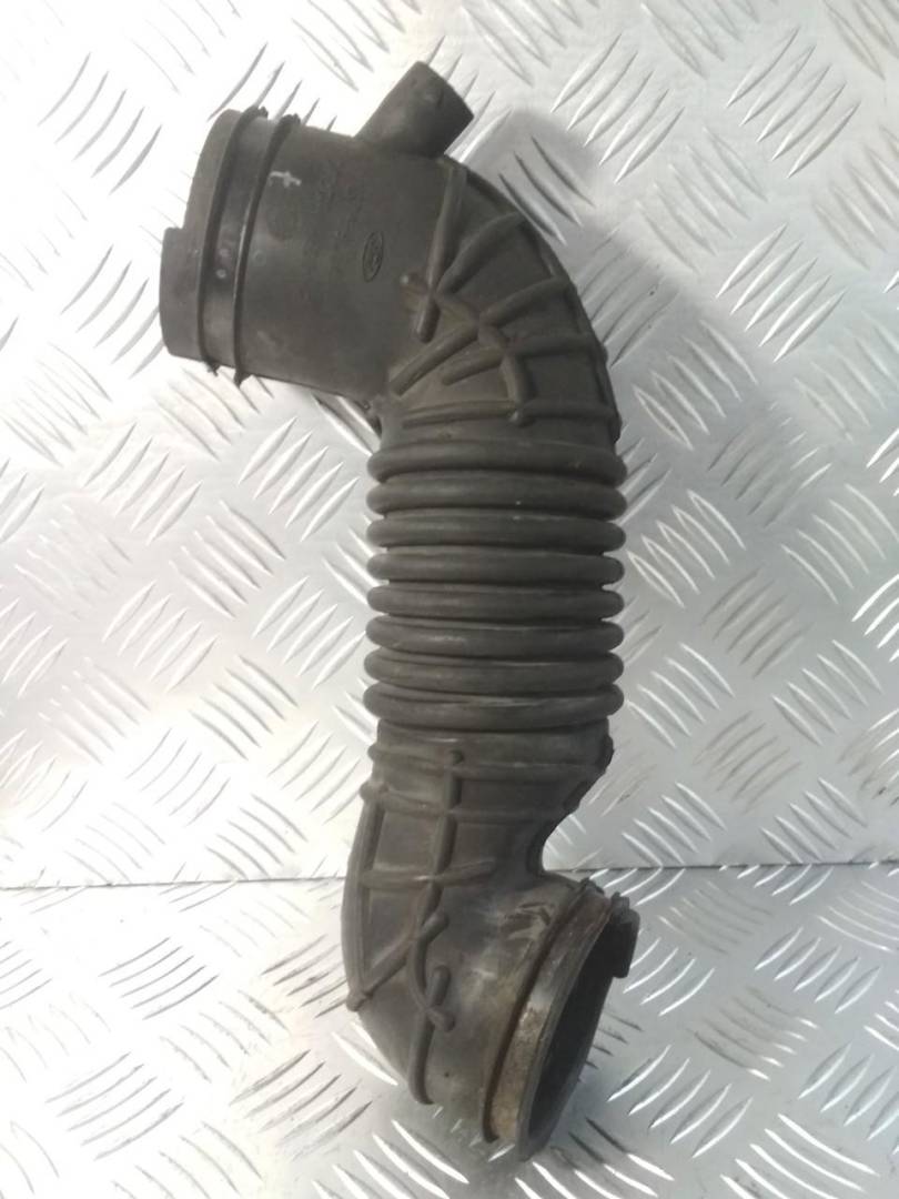 патрубок воздушного фильтра Ford Mondeo 3 поколение 2001, 2.0 л., i, бензин, 1S719C623AH - фото №1