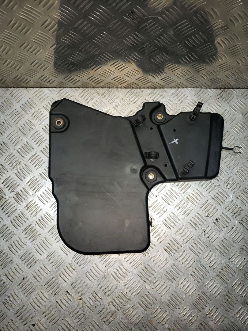 декоративная крышка двигателя Volkswagen Touareg 1 поколение 2006, 2.5 л., TDi, BAC, дизель, АКПП, полный привод, 070103905A - фото №1