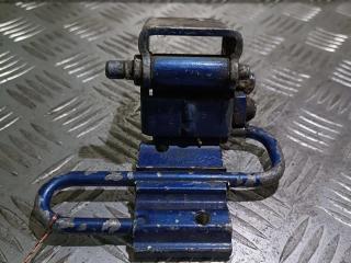 петля двери Volkswagen Passat B5 1998, 3B4833411B