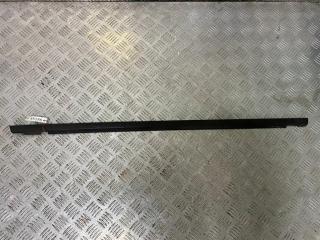 молдинг стекла двери задней Volkswagen Passat B4 1995