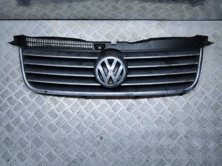 решетка радиатора Volkswagen Passat B5 [рестайлинг] 2004, 3B0853562