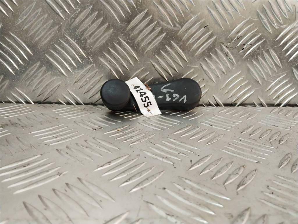 ручка стеклоподъемника Volkswagen Golf 3 поколение 1993, 1H0837581 - фото №1