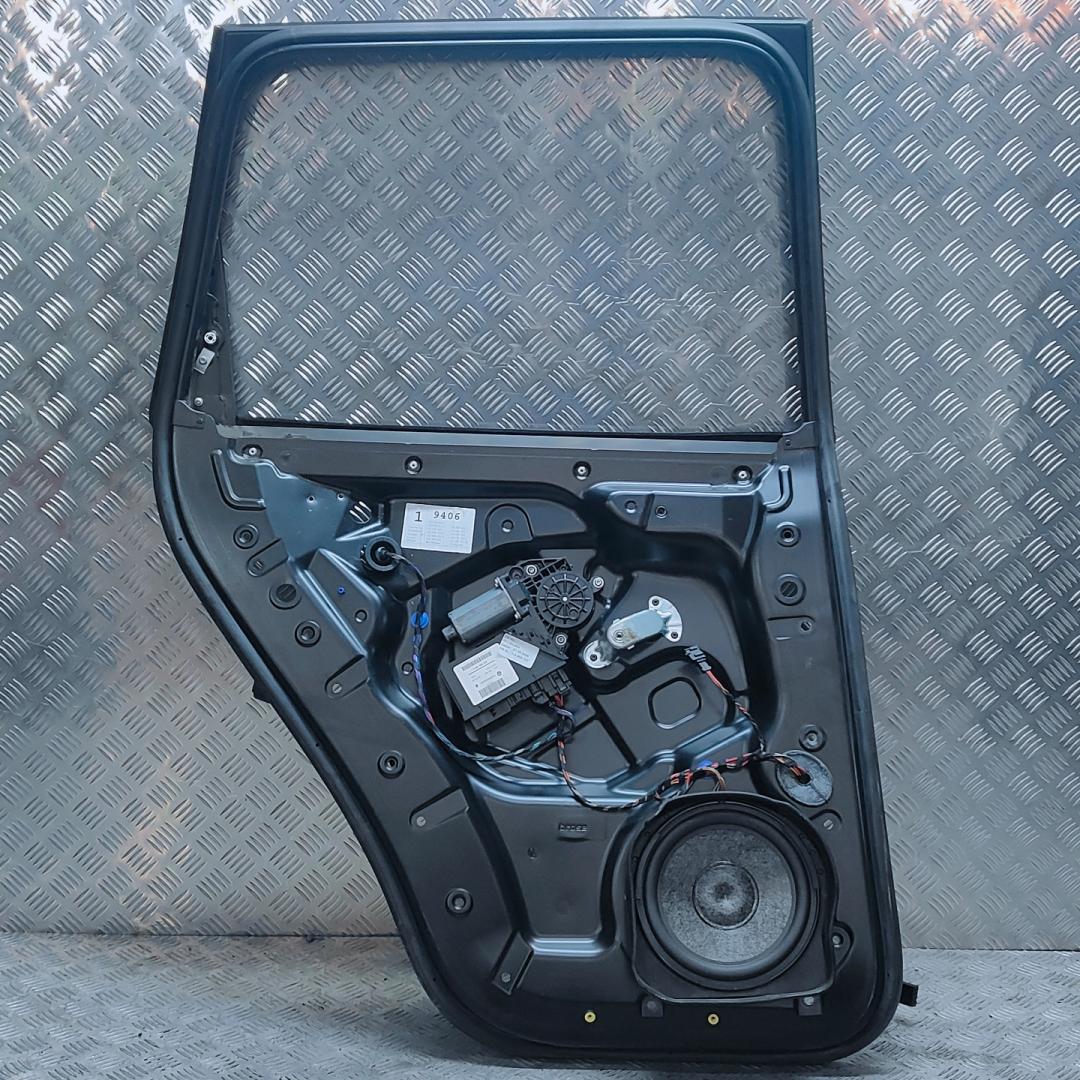 стеклоподъемник электрический задний левый Volkswagen Touareg 1 поколение 2006, 2.5 л., TDi, BAC, дизель, АКПП, черный, полный привод, правый руль, 3D0959795E, 7L6959703, 7E0035411A, 7L6971694H - фото №1