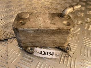 теплообменник масляного фильтра Skoda Octavia 1 поколение (A4) [рестайлинг] 2006, 2.0 л., TFSI, бензин, 06D117021C