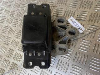 подушка крепления двигателя Volkswagen Passat B6 2007, 2.0 л., TDi, BMR, дизель, 6МКПП, чёрный, седан, передний привод, правый руль, 3S0199555