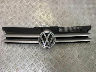 решетка радиатора Volkswagen Golf 4 поколение 1999, 1J0853651H
