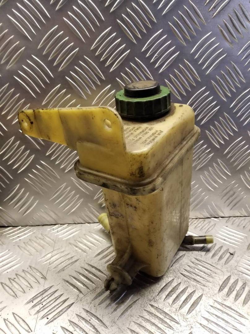 бачок гидроусилителя Audi 80 8C/B4 1993, 8A0422373C - фото №1