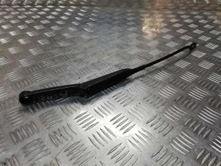 щеткодержатель (поводок стеклоочистителя, дворник) Audi A4 B5 1995, 8D1955407