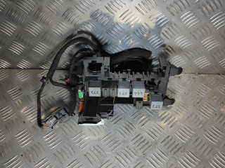 блок предохранителей Audi Q7 4L 2006, 3.0 л., TDi, BUG, дизель, АКПП, бежево-серый, внедорожник 5 дв., полный привод, правый руль, 4L1937503