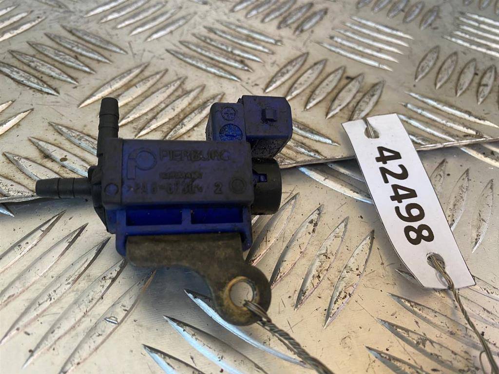 электромагнитный клапан Opel Vectra B 1996, 2.0 л., i, бензин, хетчбэк 5 дв., 72229301 - фото №1