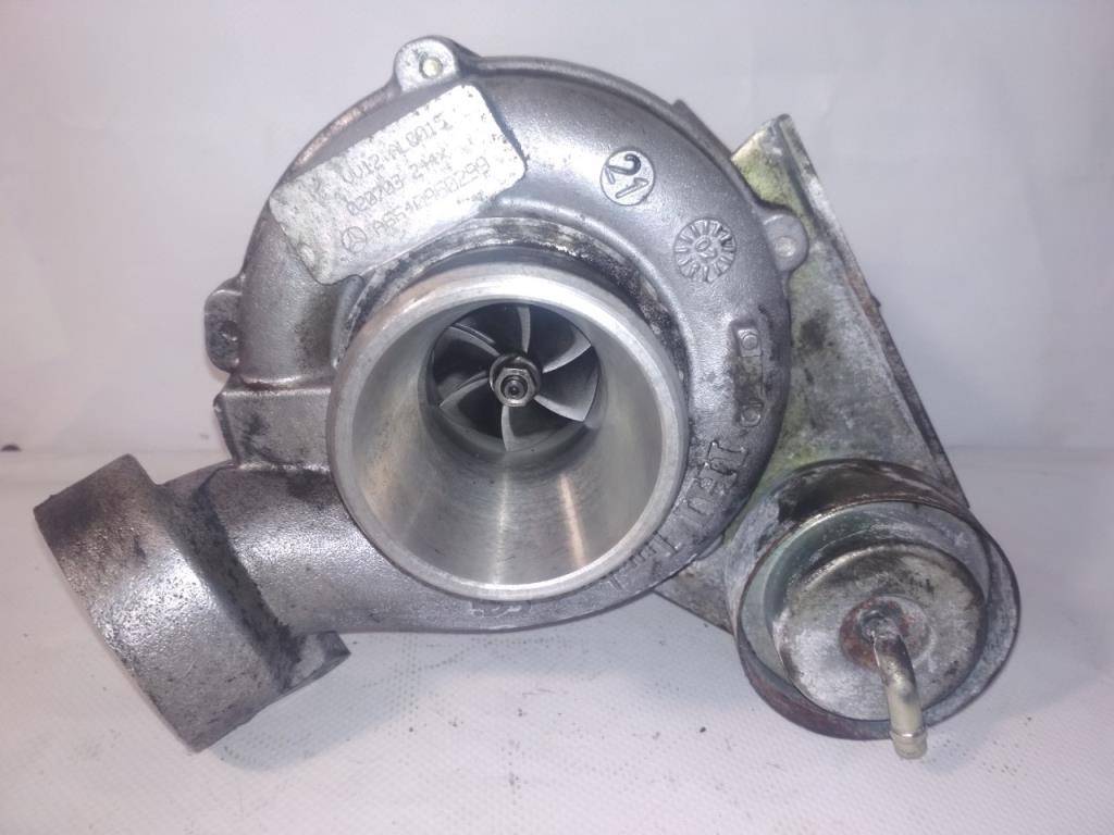 турбина Chrysler PT Cruiser 1 поколение 2002, 2.2 л., CRDi, дизель, A6640960299 - фото №1