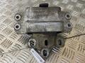 подушка крепления двигателя Volkswagen Passat B6 2007, 2.0 л., TDi, BMR, дизель, 6МКПП, чёрный, седан, передний привод, правый руль, 3S0199555 - фото №3