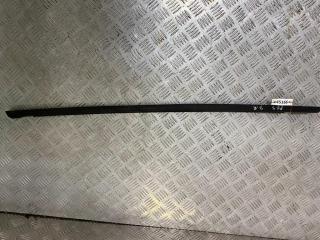 молдинг стекла Volkswagen Passat B3 1992