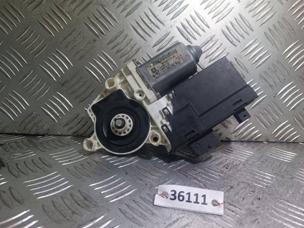 моторчик стеклоподъемника передний правый Citroen C5 1 поколение 2001, 9632531980 - фото №1