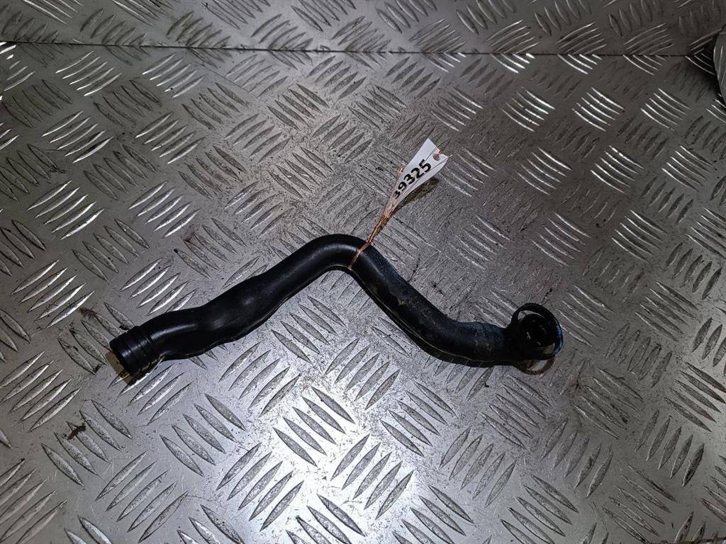 патрубок вентиляции картера Volkswagen Passat B6 2006, 2.0 л., FSI, бензин, 06F103217 - фото №1