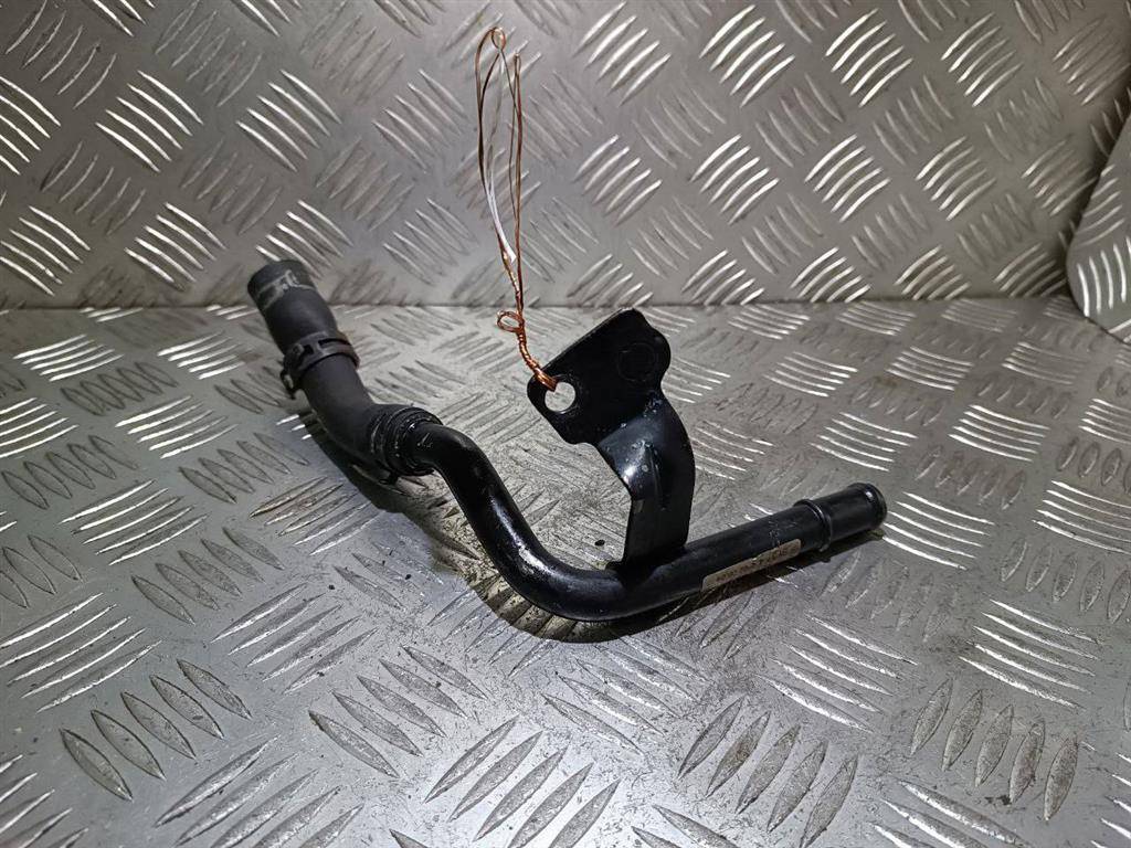 трубка охлаждающей жидкости Volkswagen Touareg 1 поколение 2004, 5.0 л., TDi, дизель, 07Z121065P - фото №1
