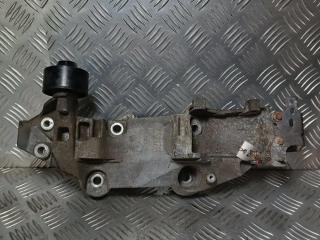 кронштейн (крепление) Renault Trafic 2 поколение [рестайлинг] 2008, 2.0 л., DCi, дизель, 8200527320C