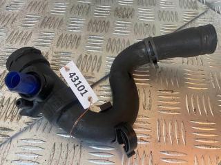 патрубок радиатора Audi A6 4B/C5 [рестайлинг] 2002, 2.5 л., TDi, дизель, 4B0121049D