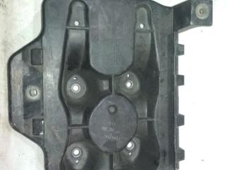 полка аккумулятора Volkswagen Golf 4 поколение 2000, 1J0804373E