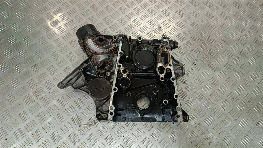 крышка двигателя передняя Mercedes-Benz C-Класс W203/S203/CL203 2003, 2.2 л., CDi, дизель, 6460150602 - фото №1