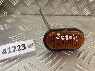 повторитель поворота на крыле Renault Scenic 2 поколение [рестайлинг] 2009, 7700847333