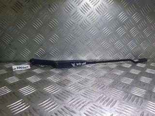 щеткодержатель (поводок стеклоочистителя, дворник) Audi A4 B5 1999, 8D1955407A