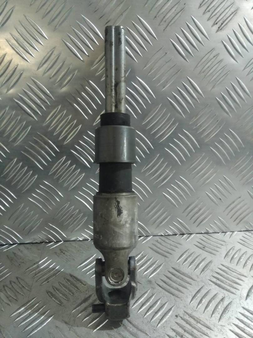 рулевой карданчик Chrysler PT Cruiser 1 поколение 2004 - фото №1