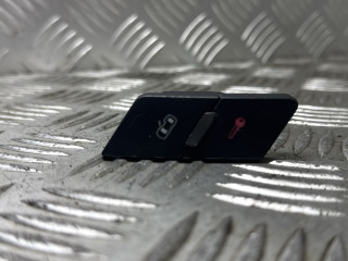 кнопка центрального замка Audi A6 4F/C6 2006, 2.4 л., i, BDW, бензин, вариатор, чёрный, седан, передний привод, правый руль