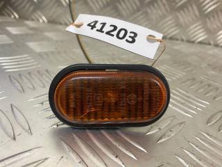 повторитель поворота на крыле Renault Megane 1 поколение 1998, 7700847333