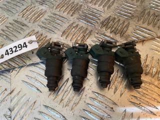 форсунка Volkswagen Golf 4 поколение 1998, 1.6 л., i, бензин, 037906031AA