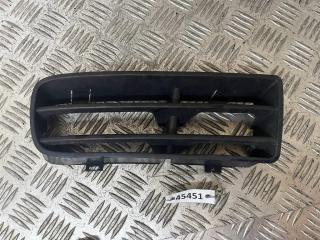заглушка (решетка) в бампер Volkswagen Golf 4 поколение 2001, 1J0853666E