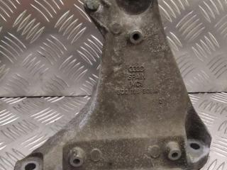 кронштейн двигателя Audi A4 B5 1997, 1.6 л., i, бензин, 8D0199308M