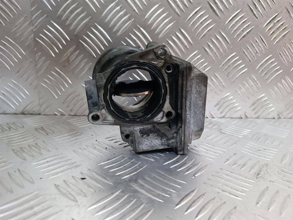 заслонка дроссельная Volkswagen Touran 1 поколение 2005, 1.9 л., TDi, дизель - фото №1